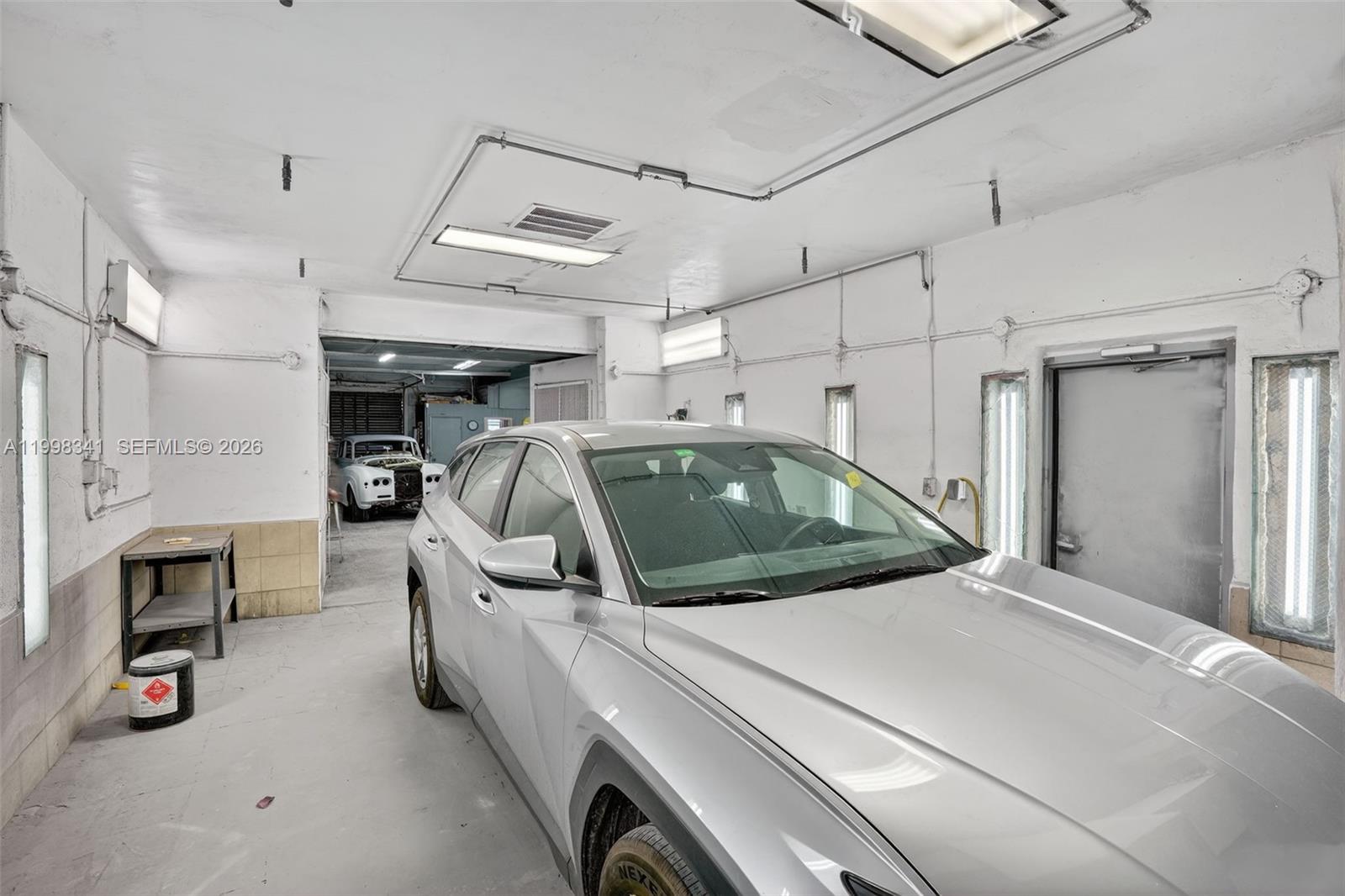 ZENA GDNS - Commercial Sale