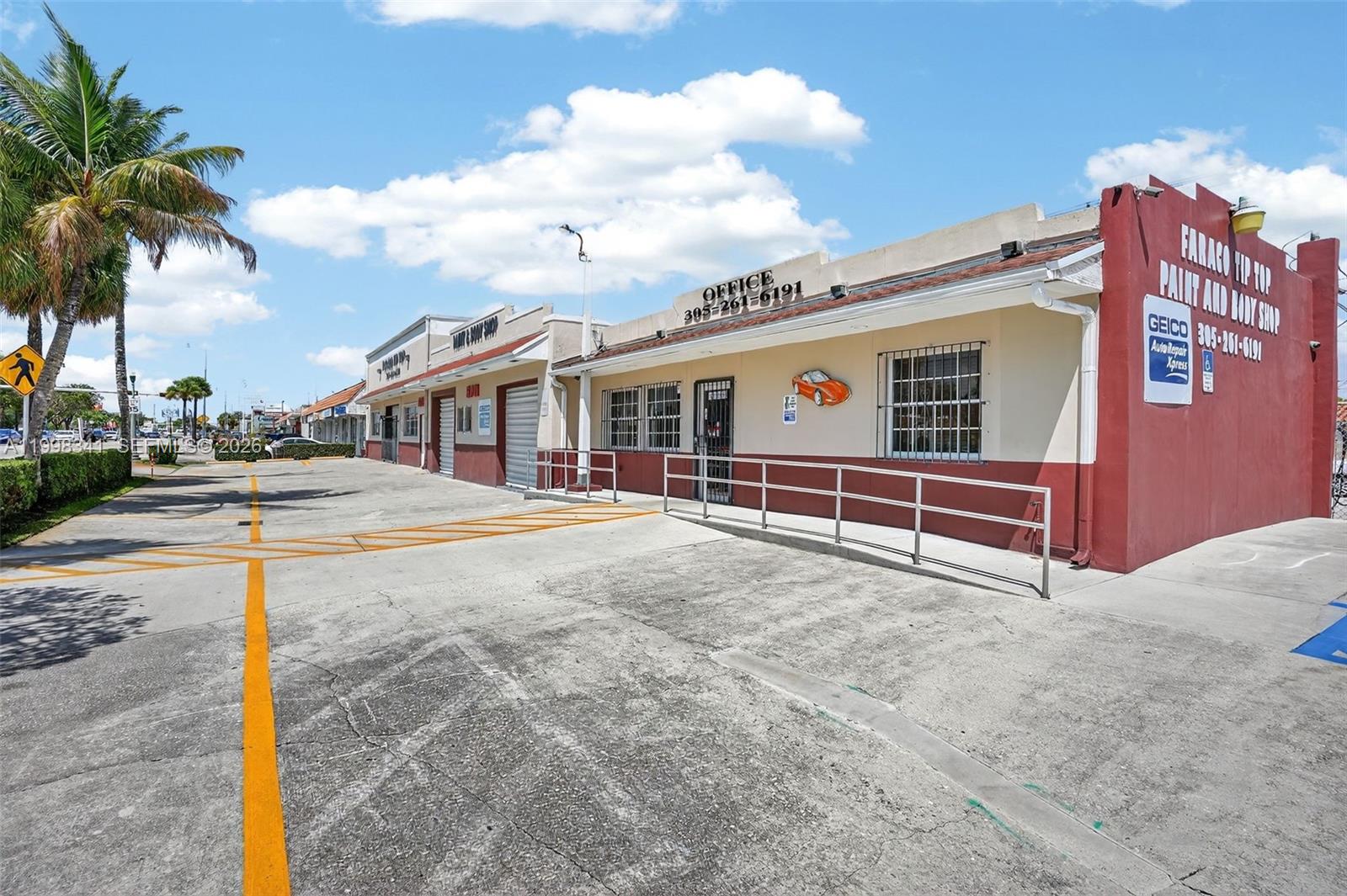 ZENA GDNS - Commercial Sale