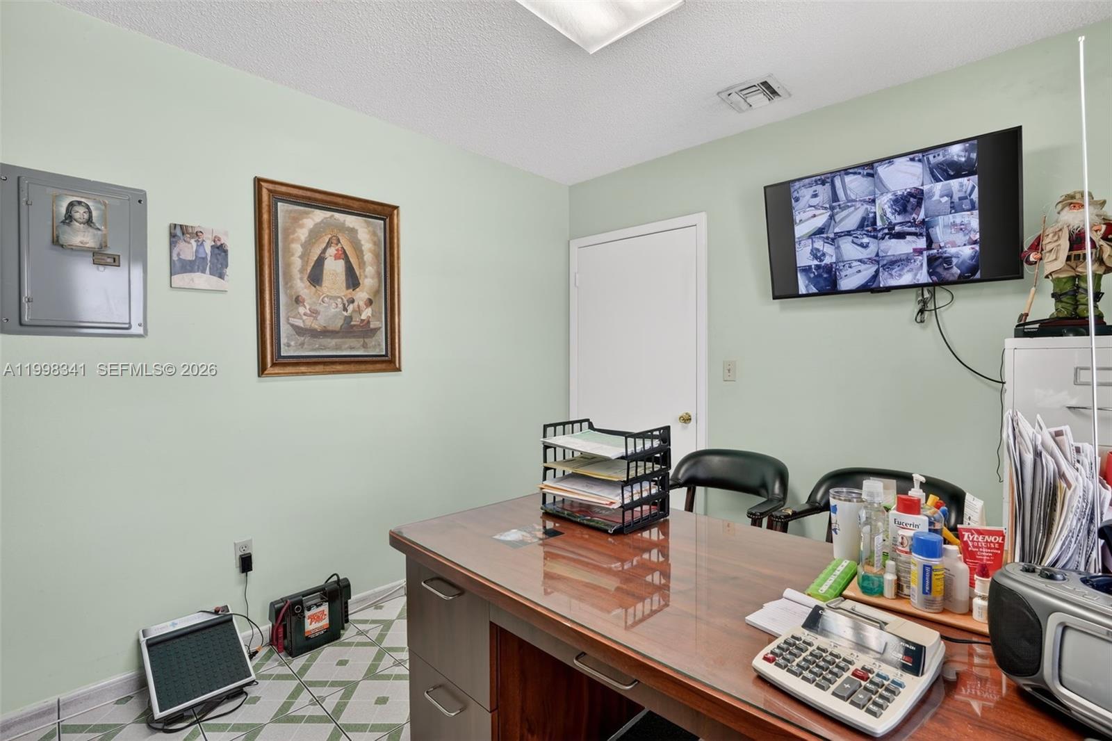 ZENA GDNS - Commercial Sale