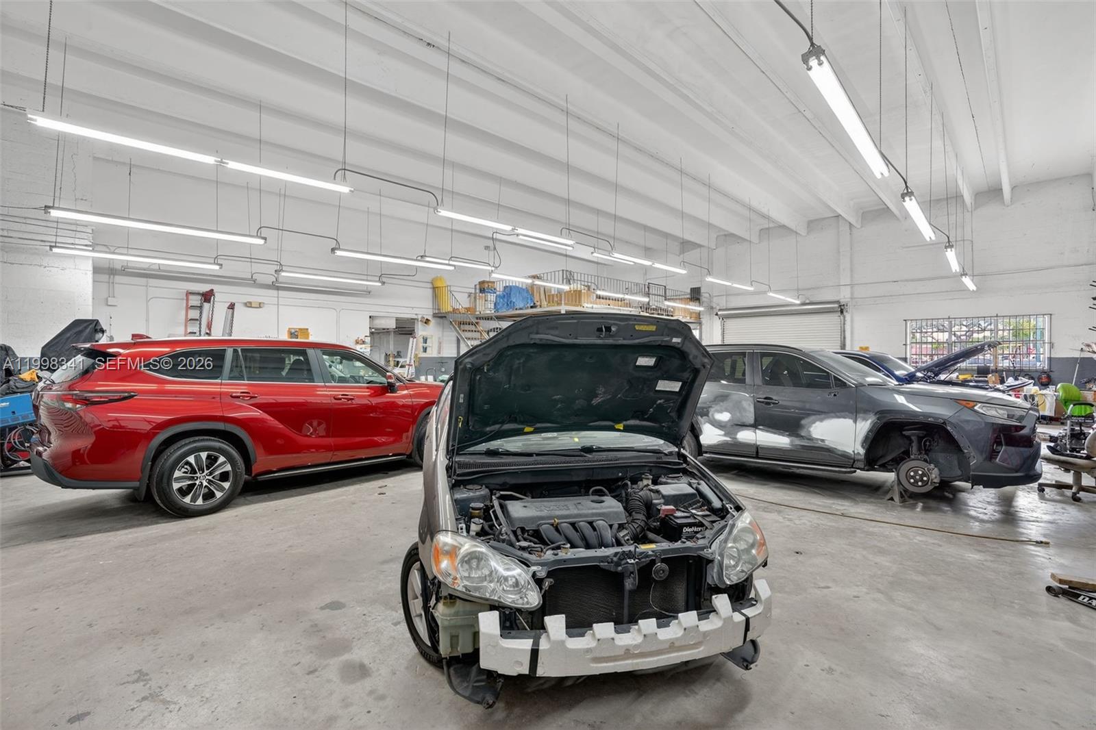 ZENA GDNS - Commercial Sale