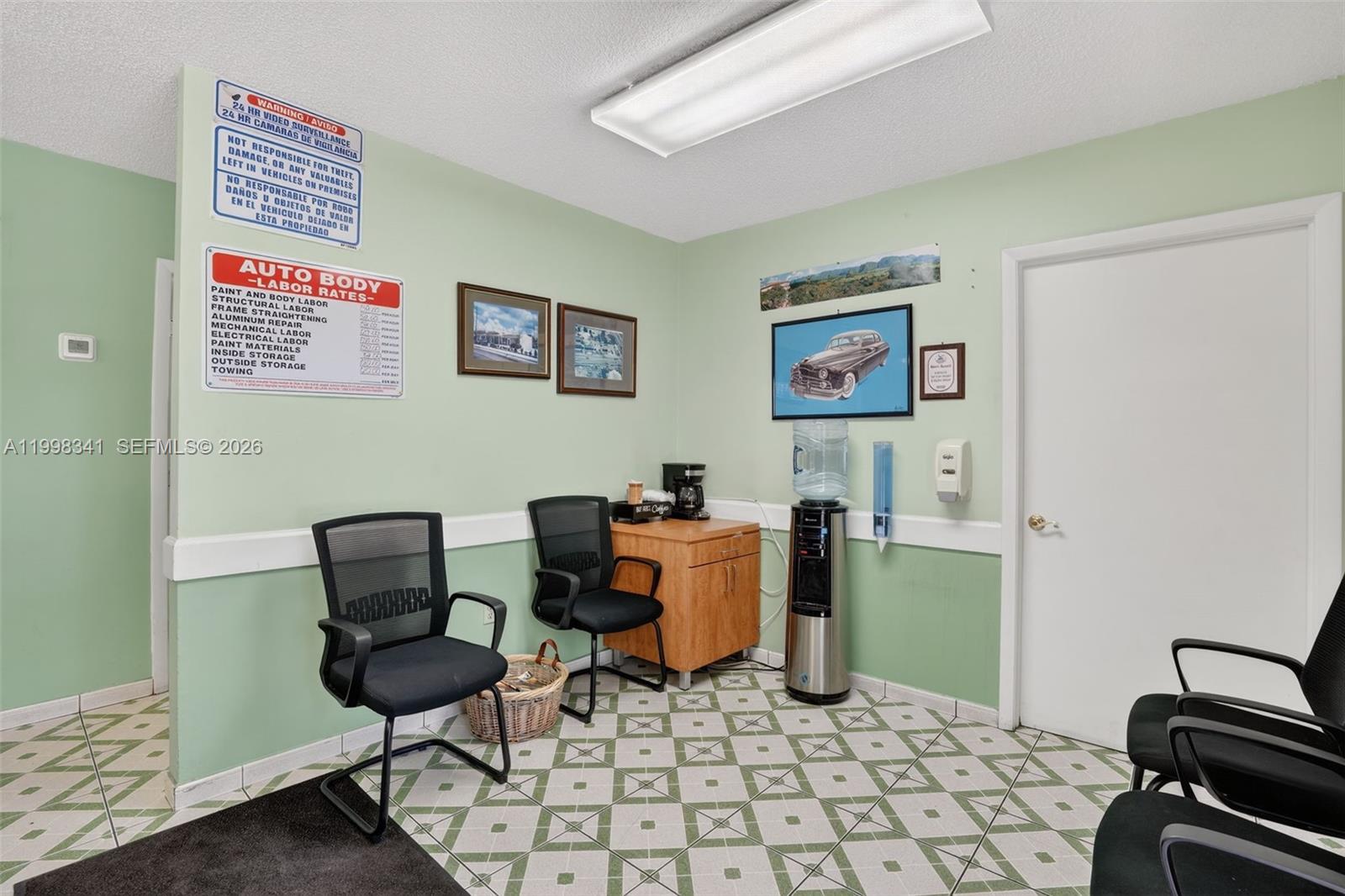 ZENA GDNS - Commercial Sale