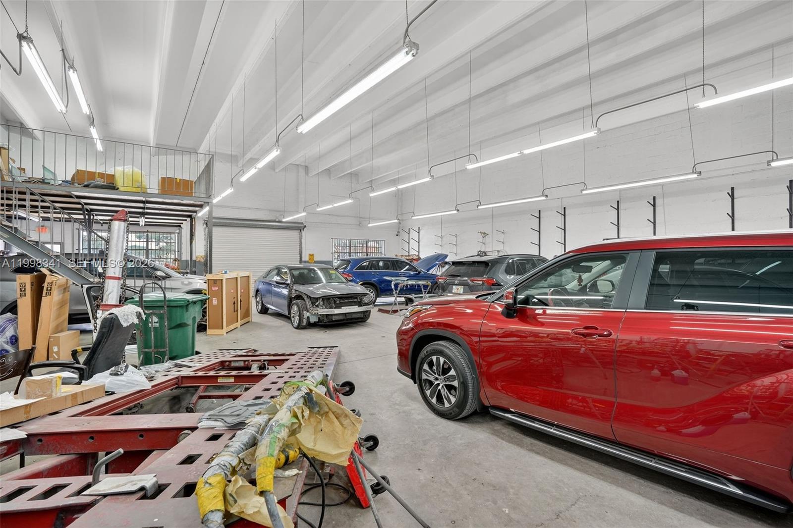 ZENA GDNS - Commercial Sale