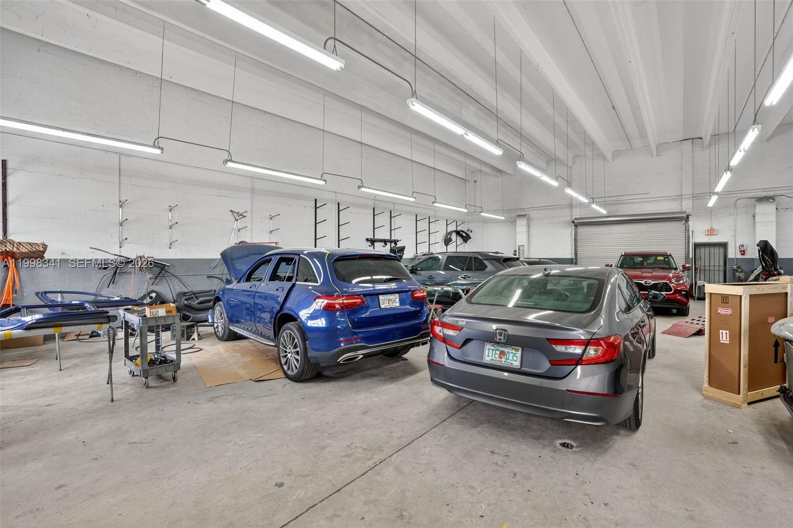 ZENA GDNS - Commercial Sale