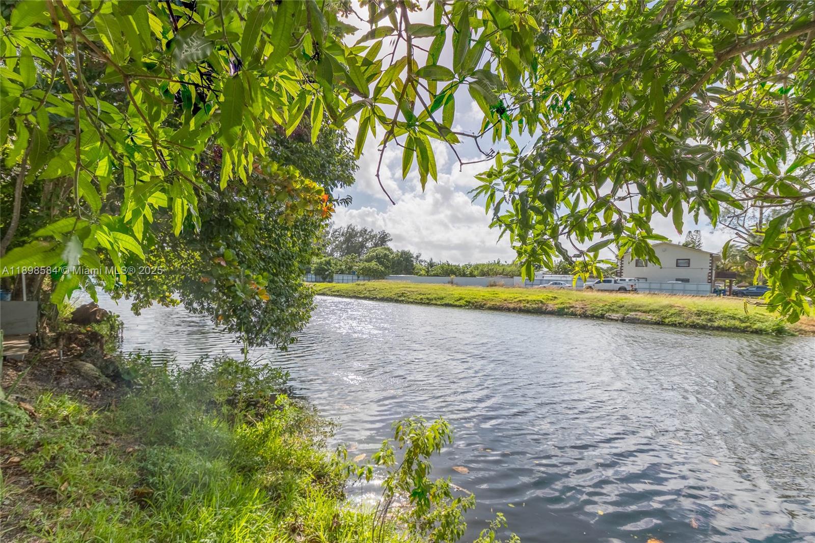 LITTLE RIVER FARMS - Residential