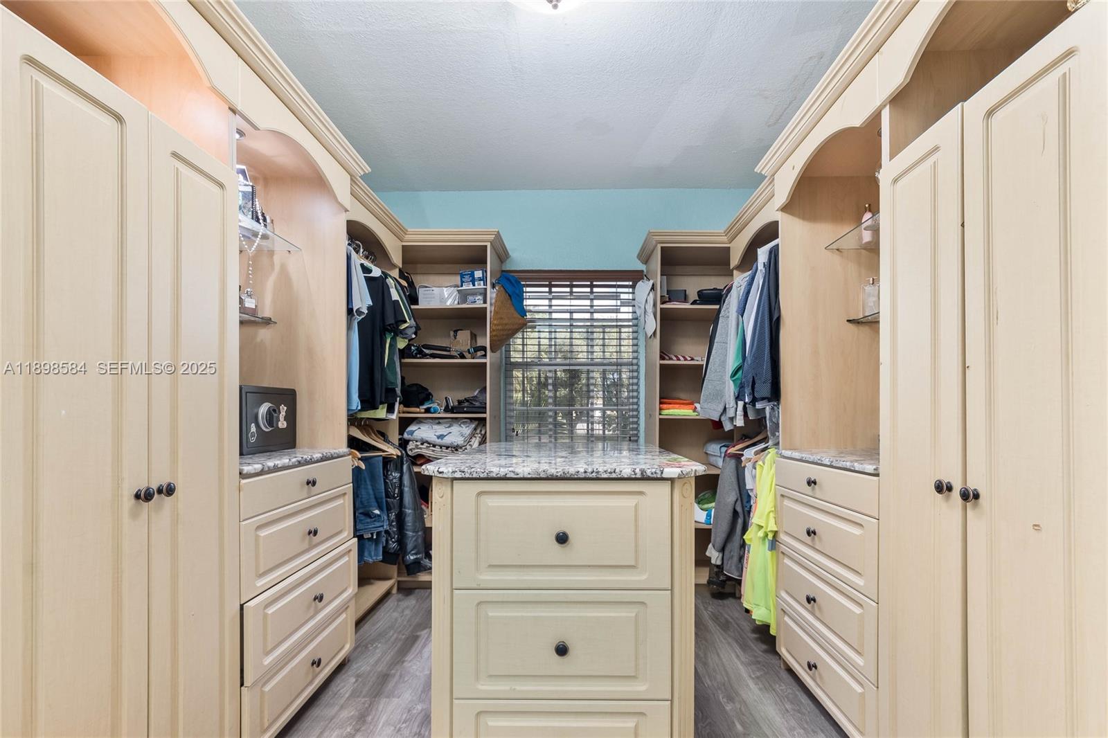 LITTLE RIVER FARMS - Residential