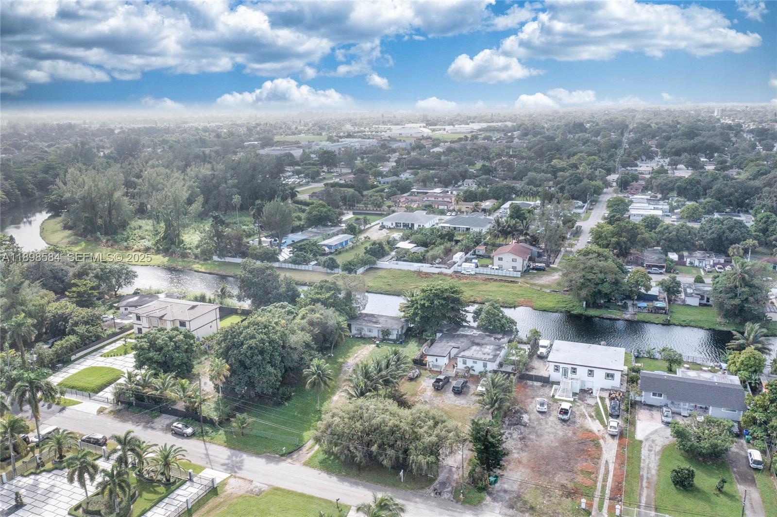 LITTLE RIVER FARMS - Residential