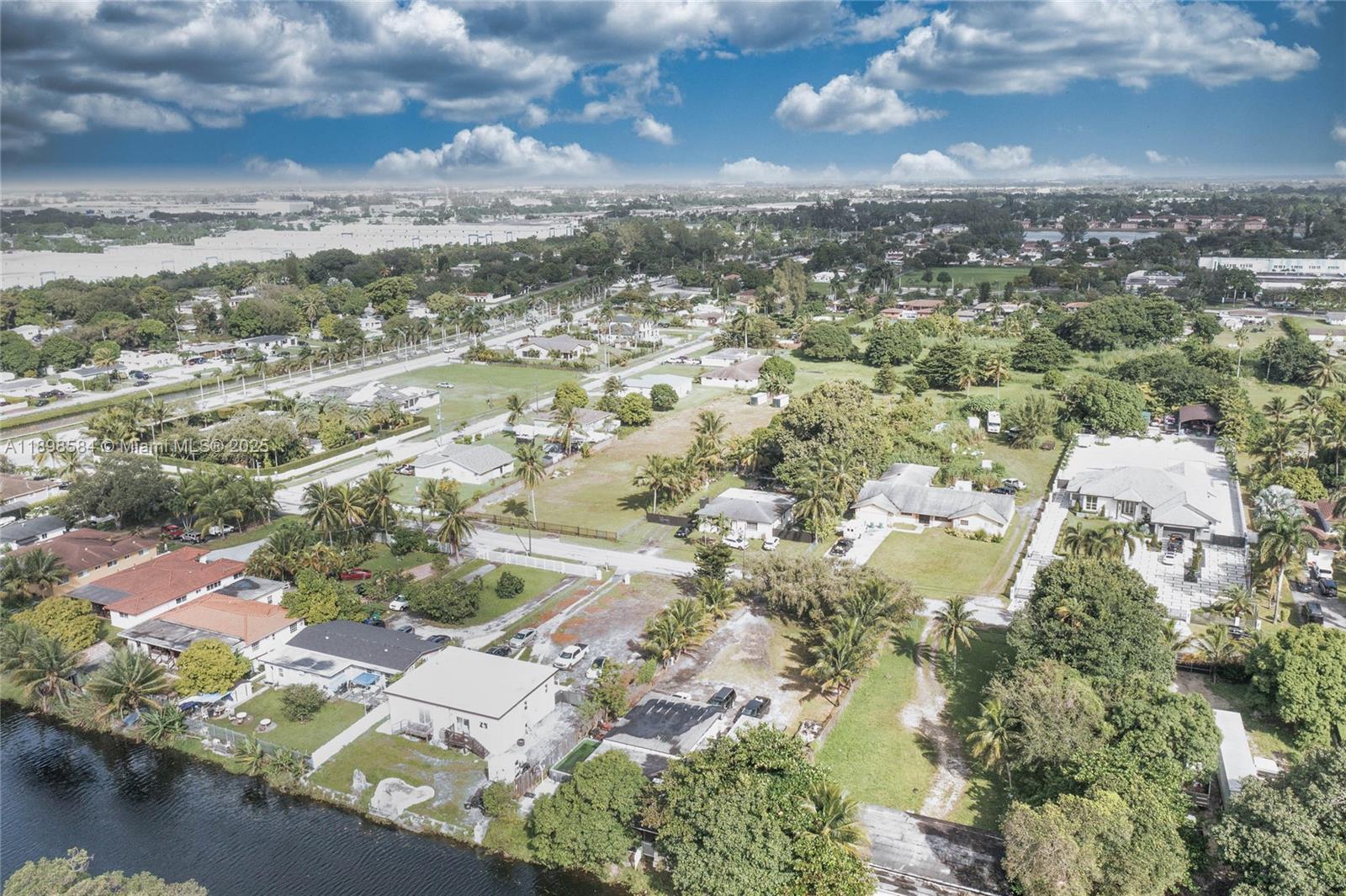 LITTLE RIVER FARMS - Residential