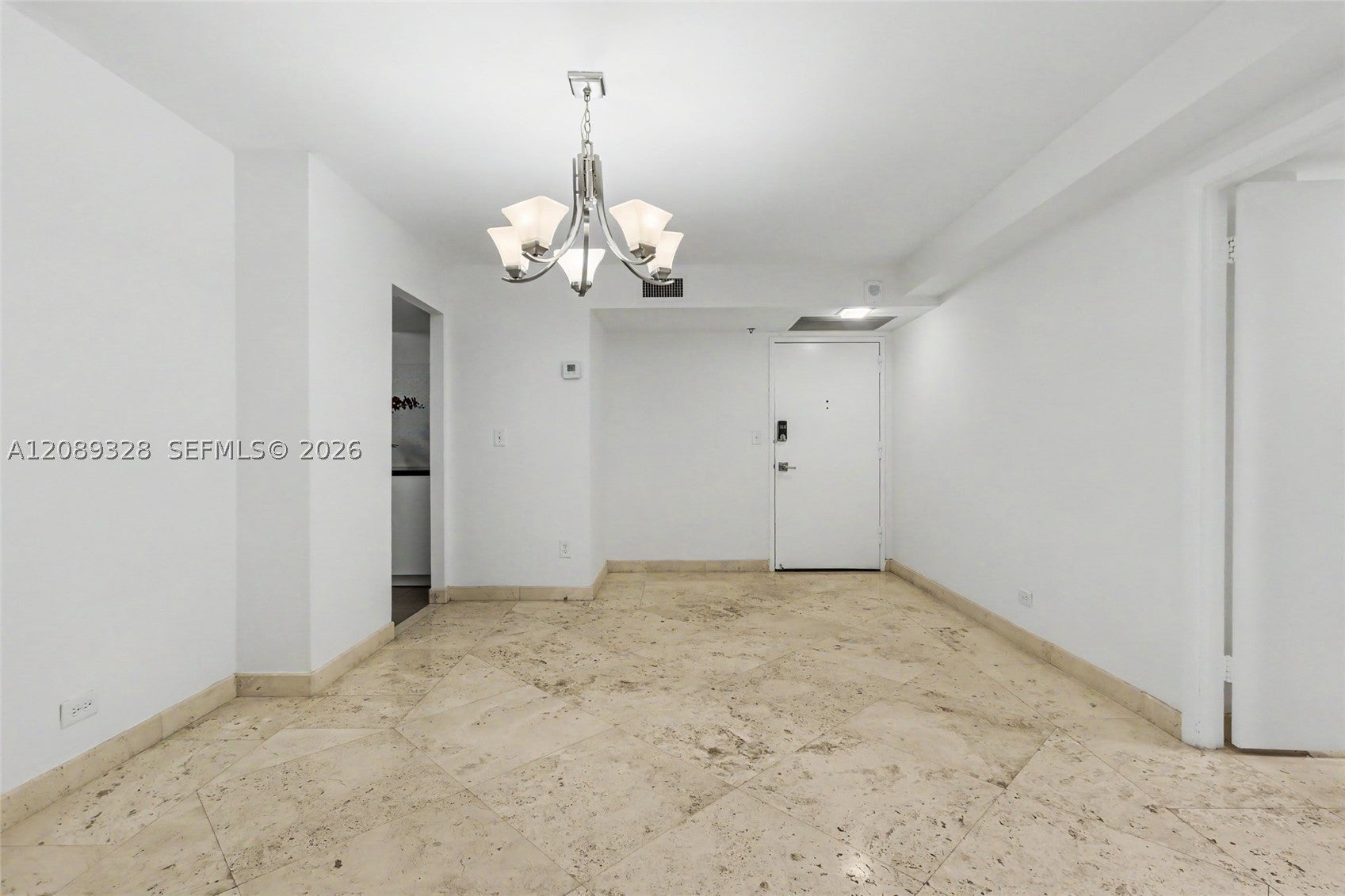 6039 Collins Ave 407
