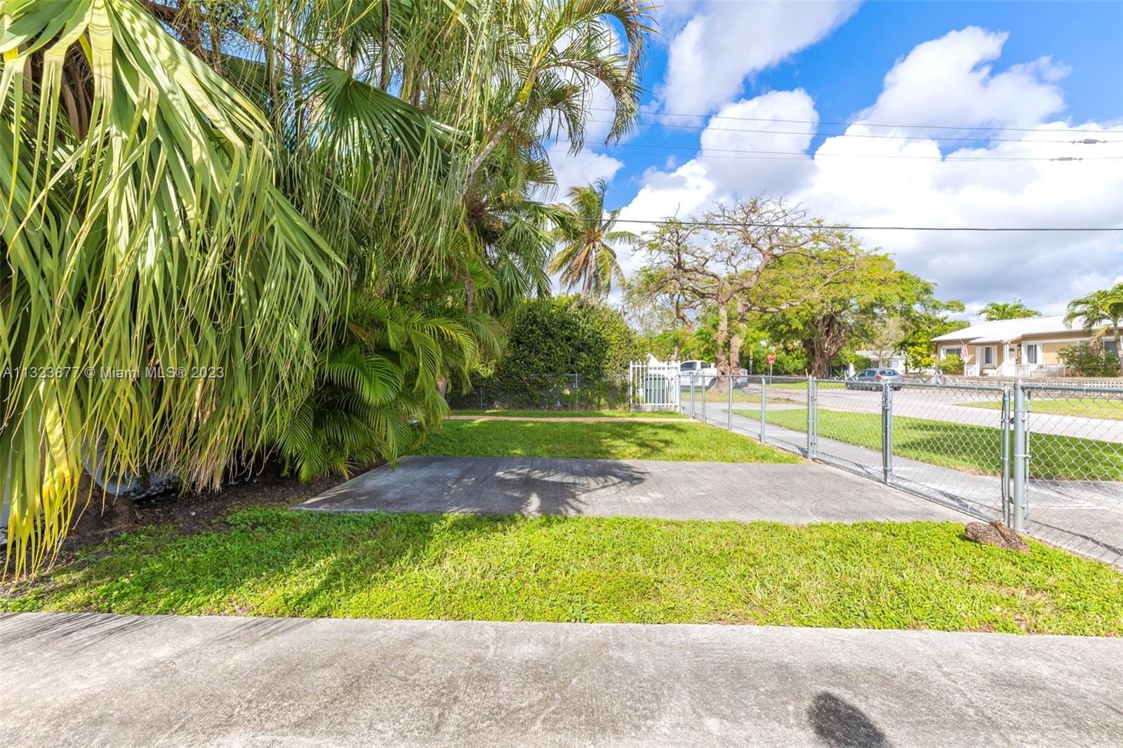 GRAPELAND HEIGHTS SEC 2 - Residential