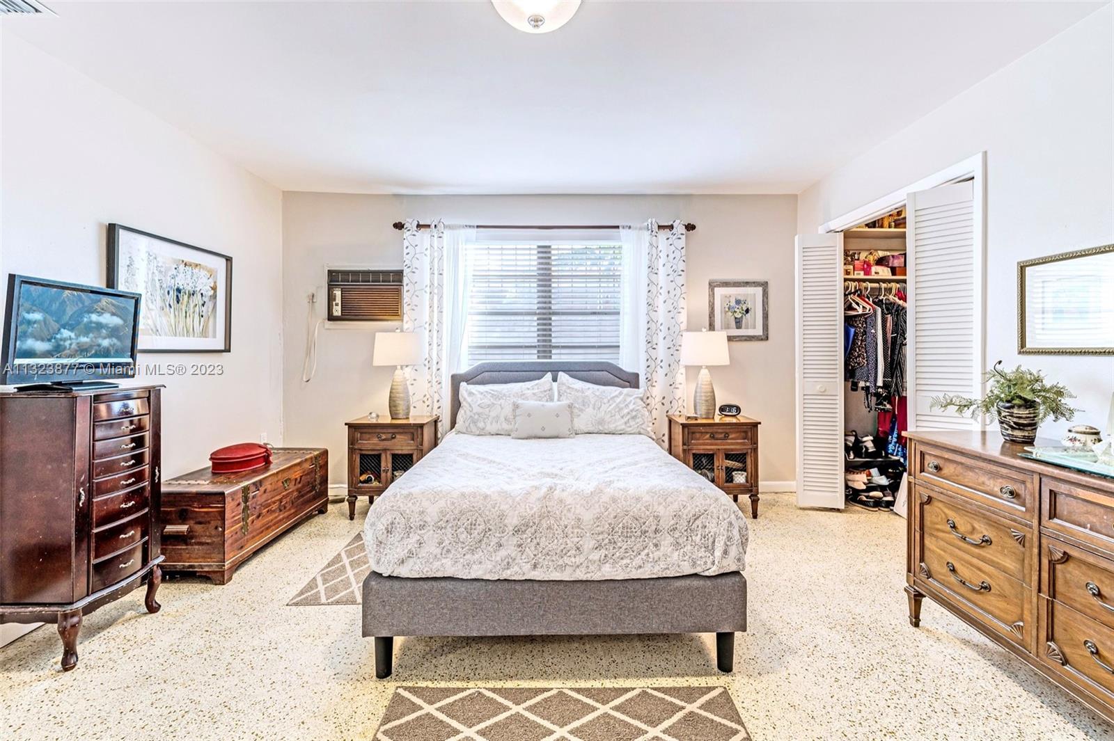 GRAPELAND HEIGHTS SEC 2 - Residential