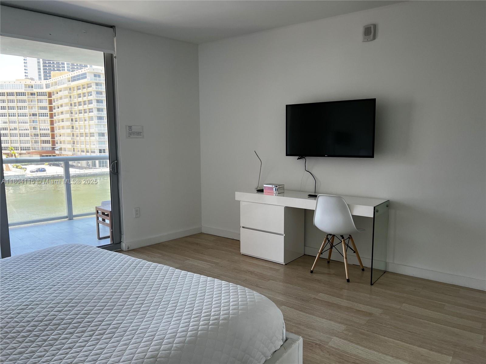 BEACHWALK CONDOMINIUM - Residential Lease