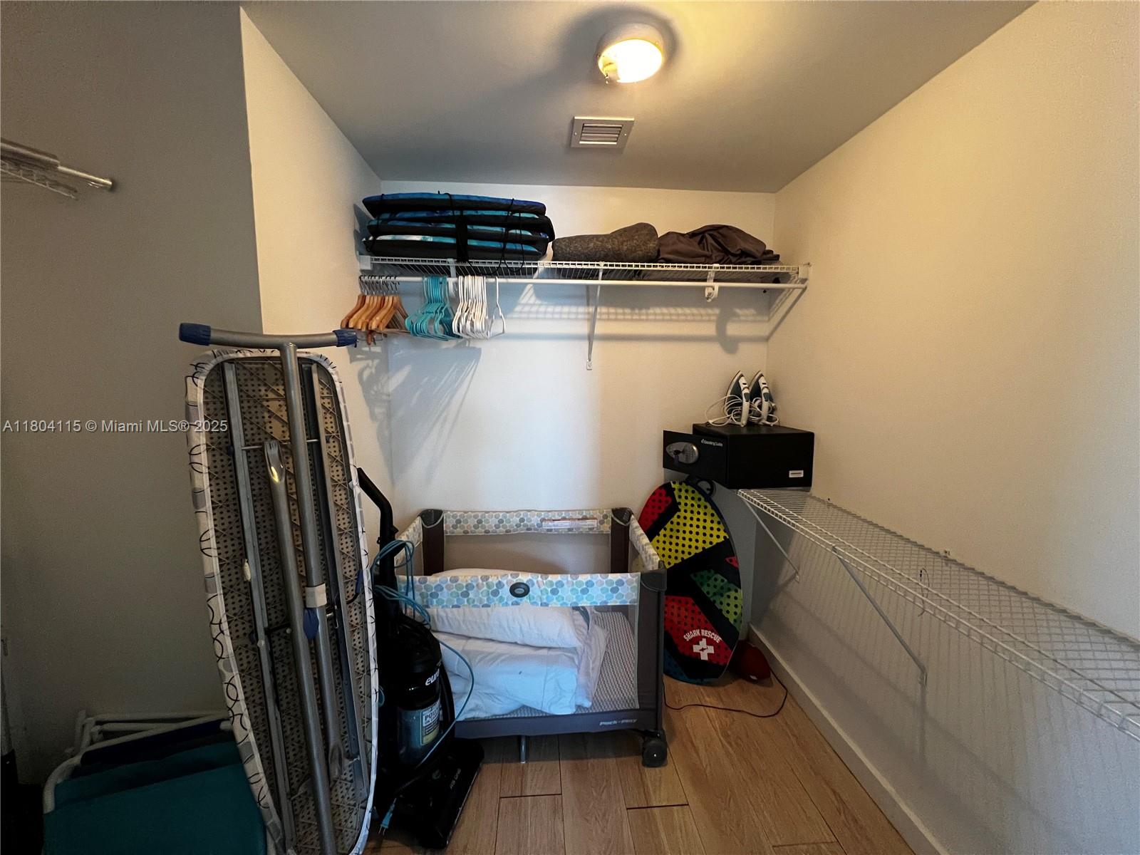 BEACHWALK CONDOMINIUM - Residential Lease