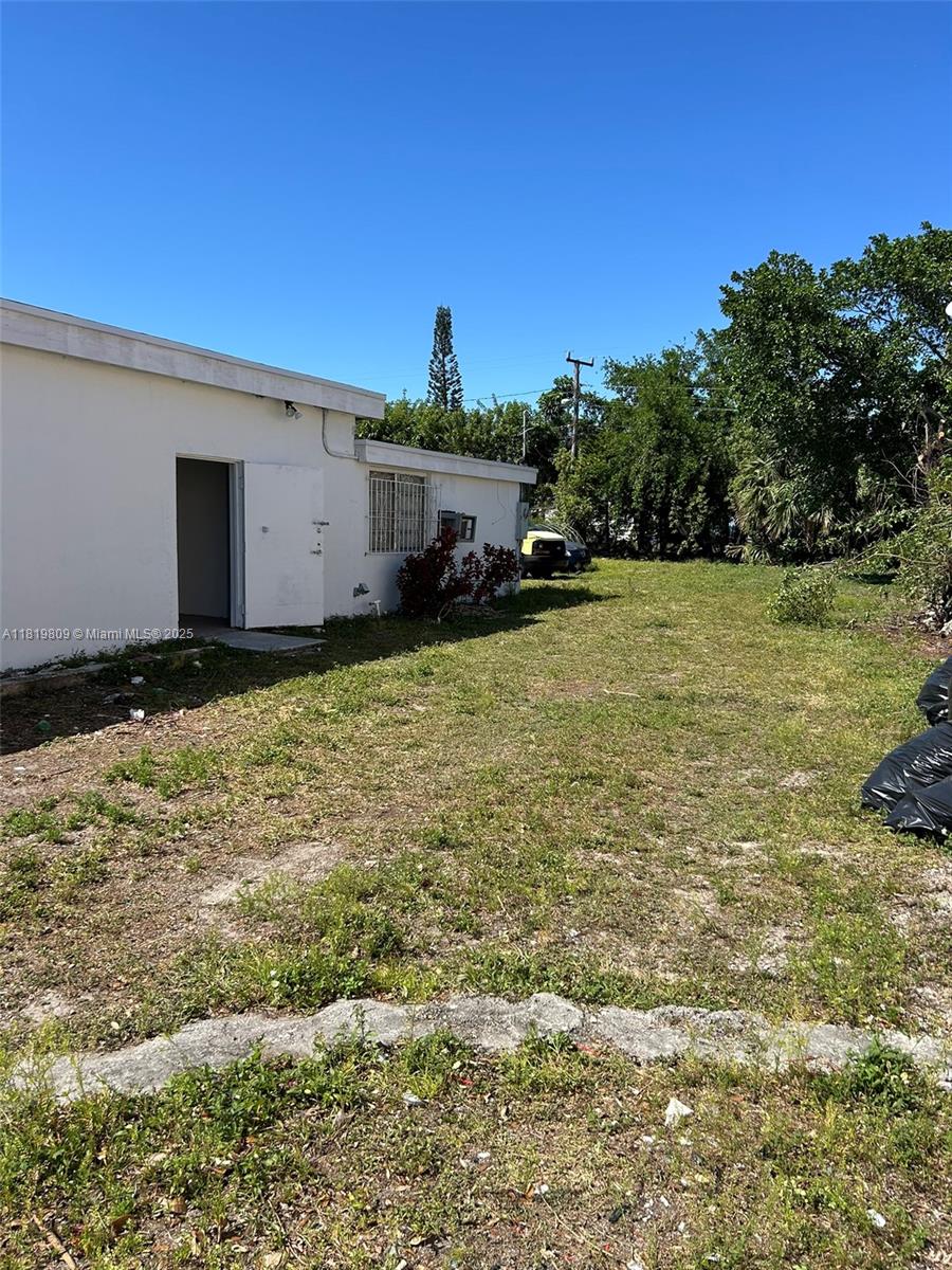 5911 W Hallandale Beach Blvd