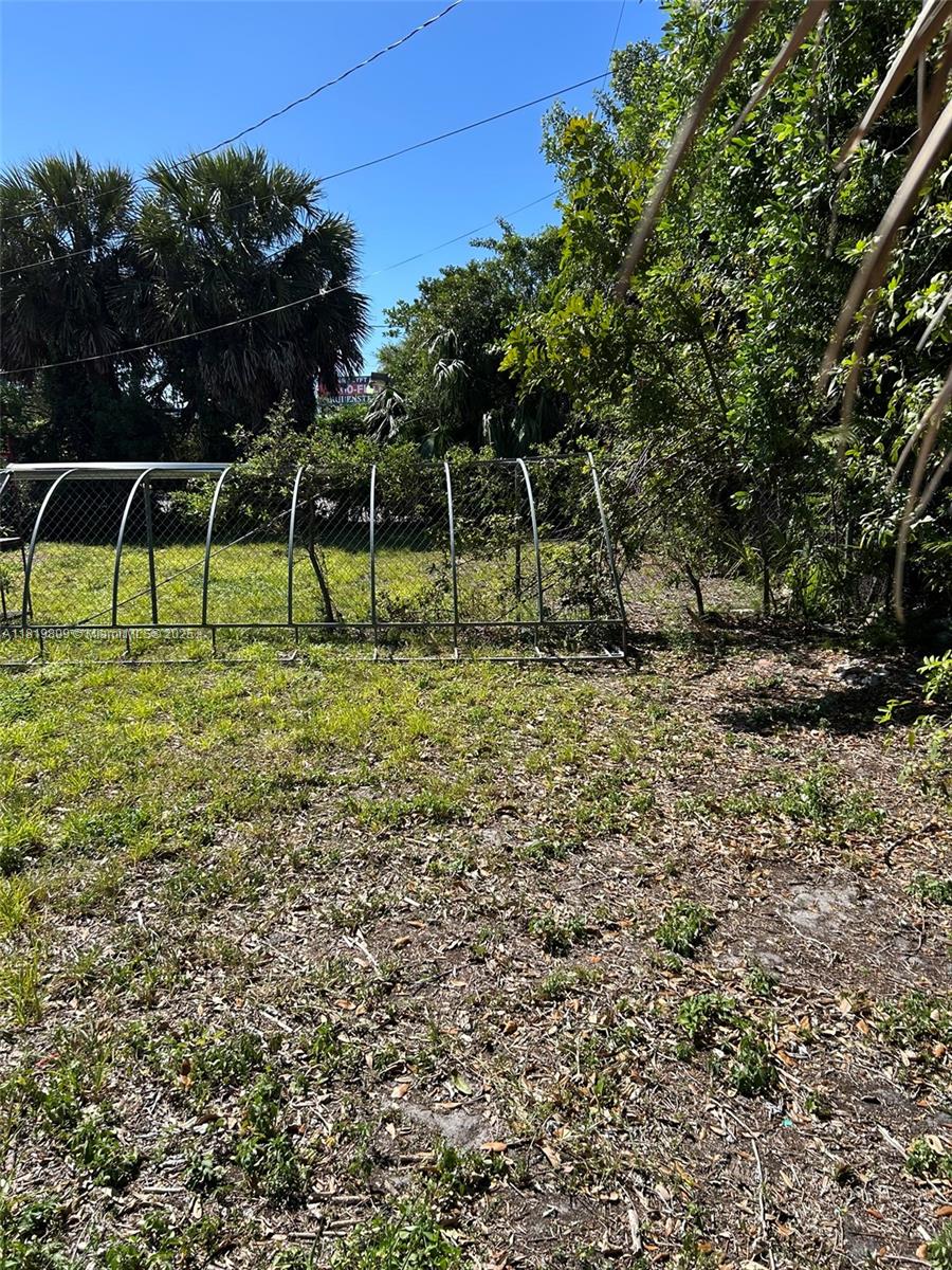 5911 W Hallandale Beach Blvd
