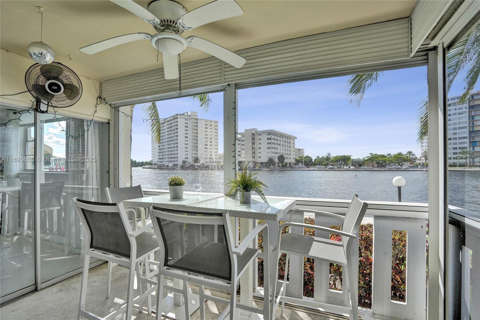 ISLANDS-BERMUDA CONDO - Residential