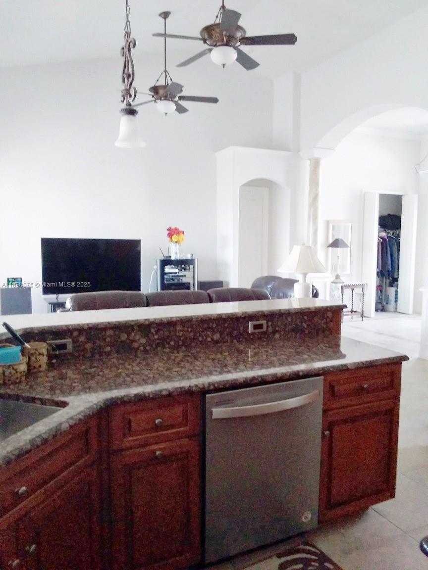 CAPE CORAL UNIT 64 - Residential