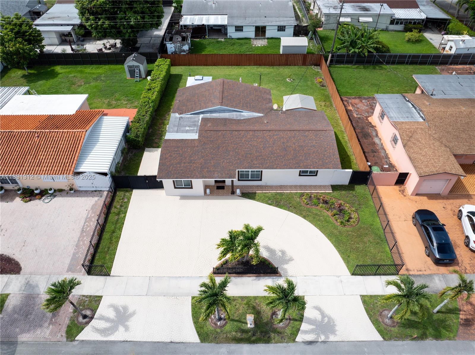 1315 W 79th St