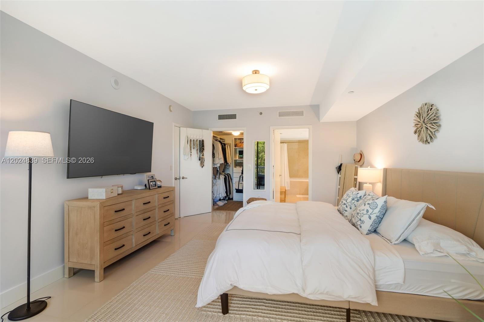 ICON BRICKELL NO TWO - Residential