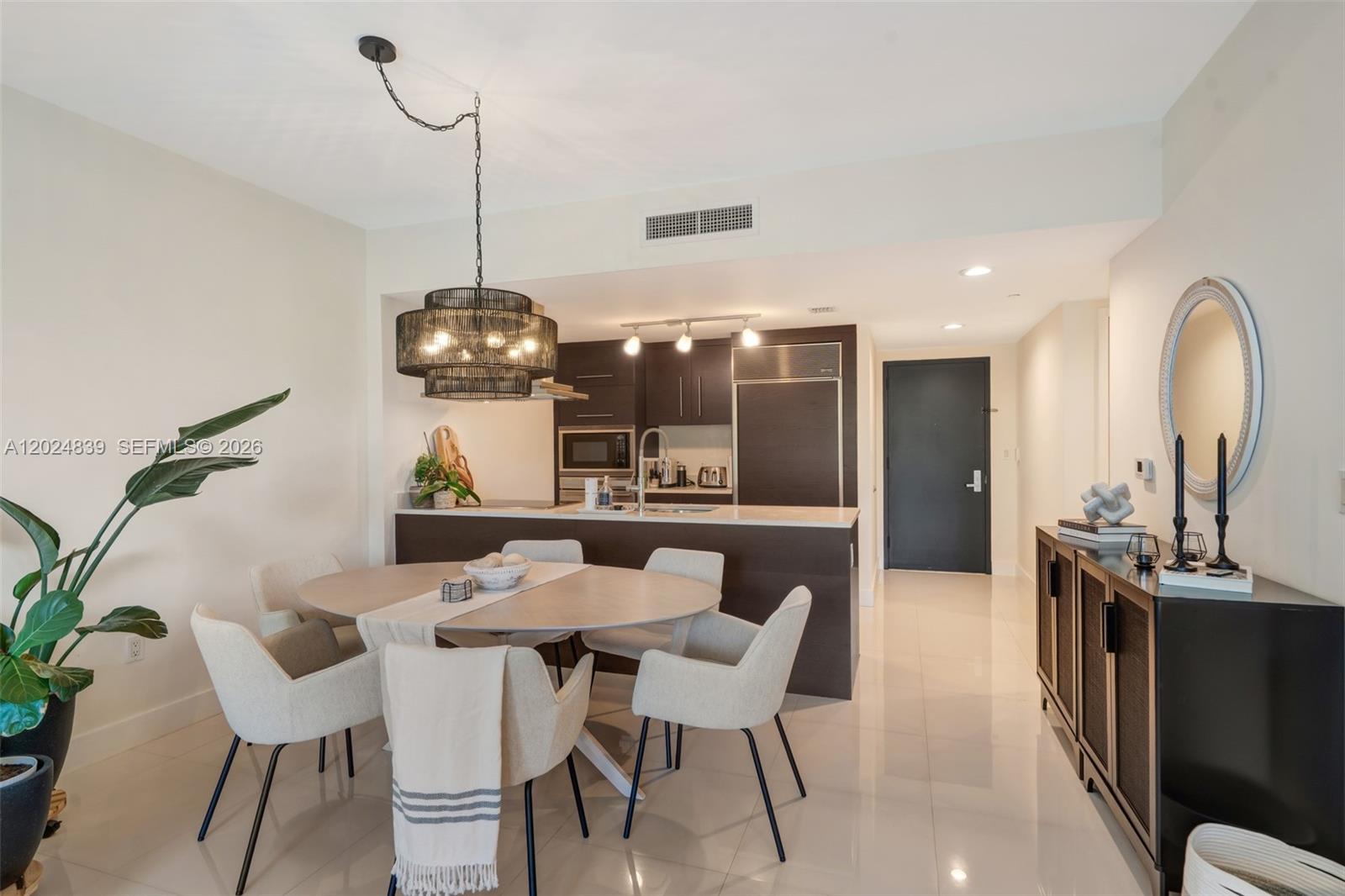 ICON BRICKELL NO TWO - Residential