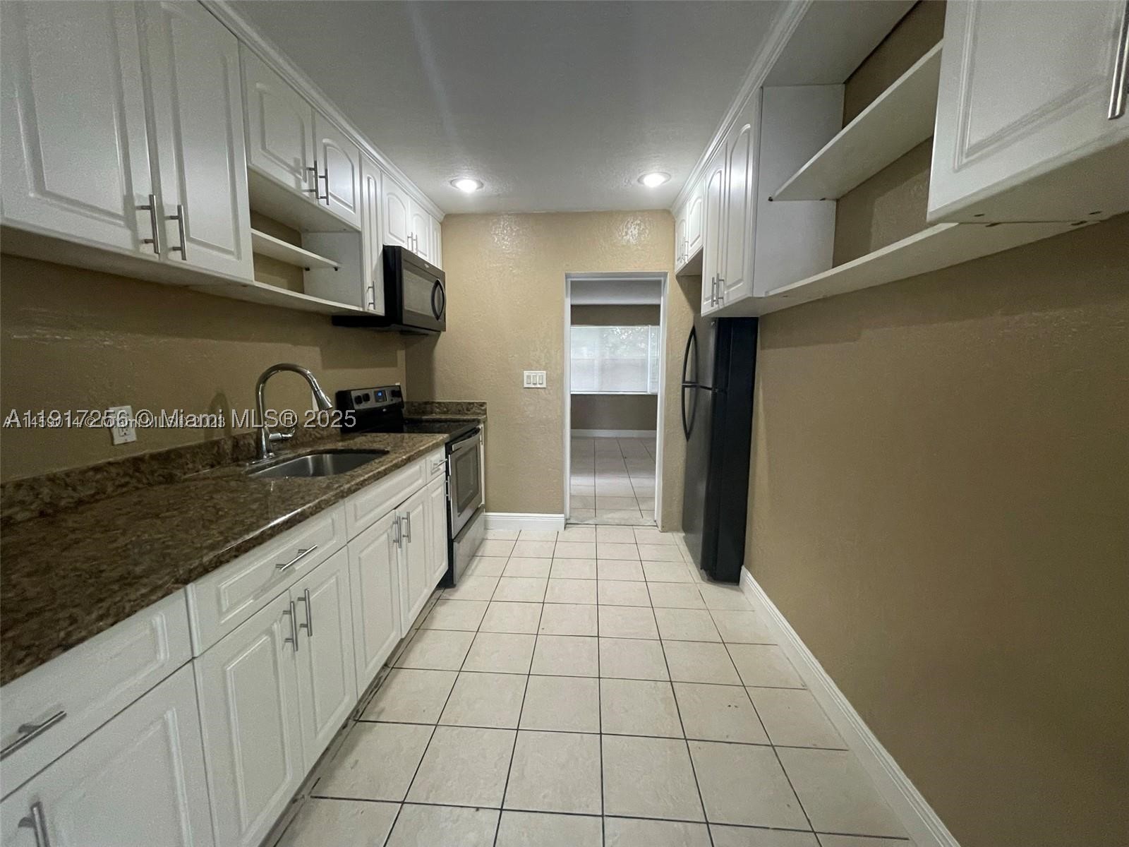 1472 NE 25th Ct