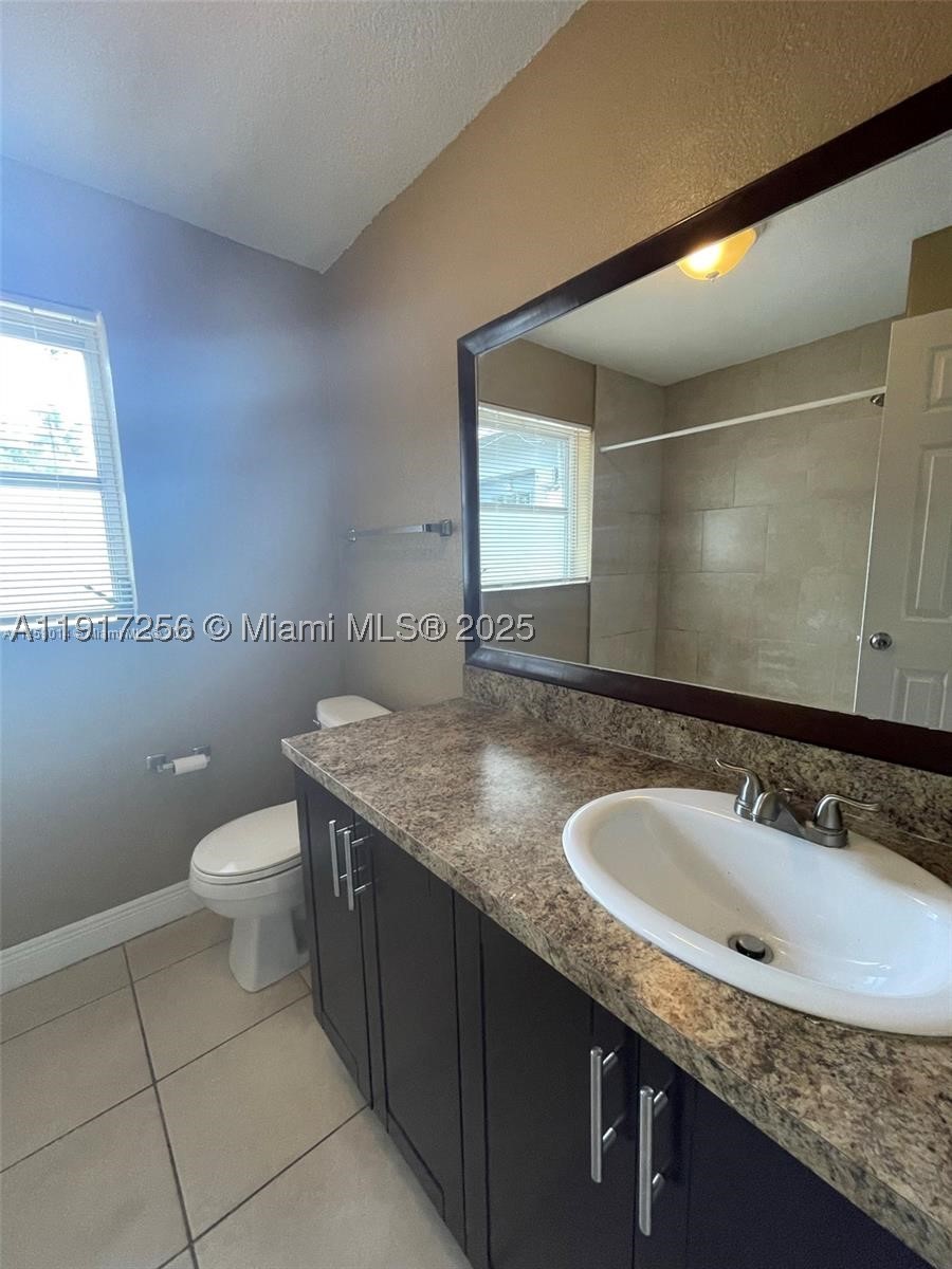 1472 NE 25th Ct