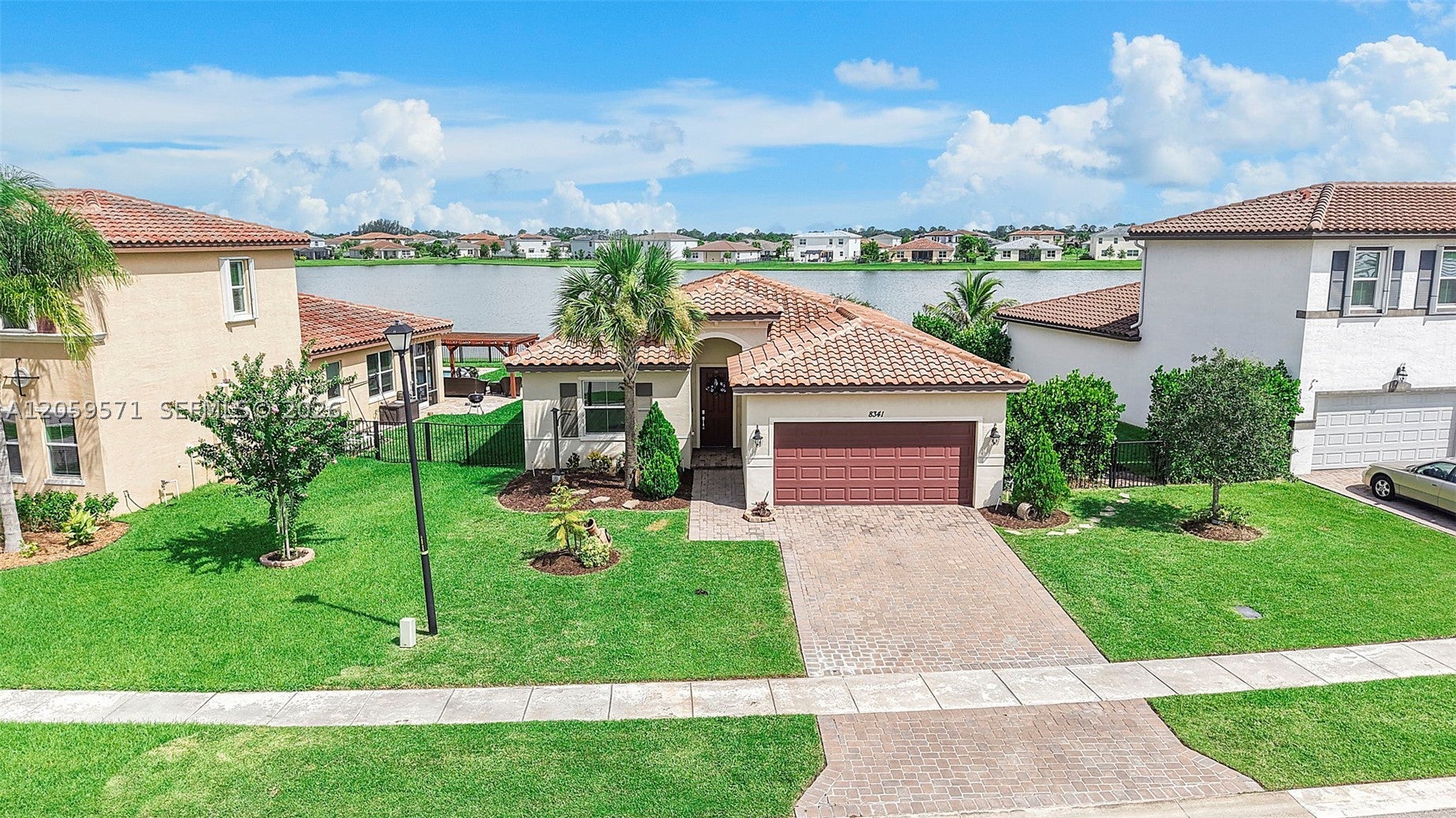 8341 NW Greenbank Cir