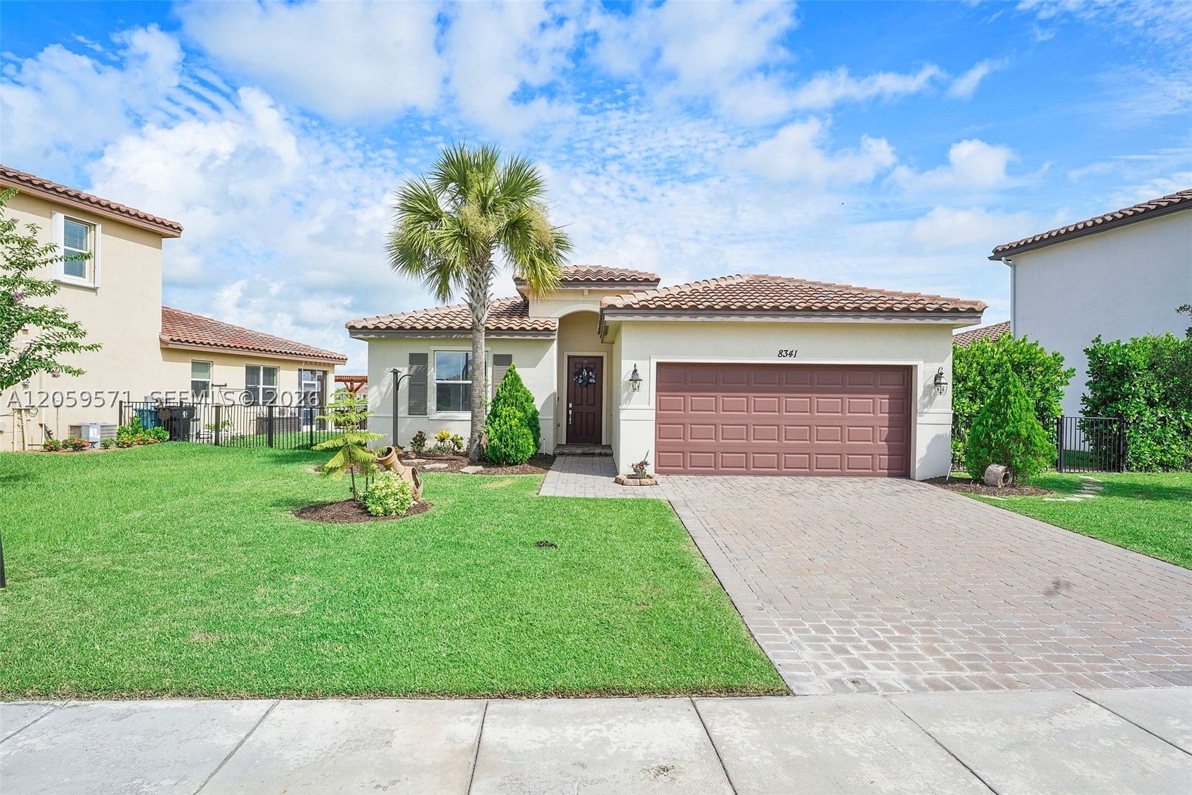8341 NW Greenbank Cir