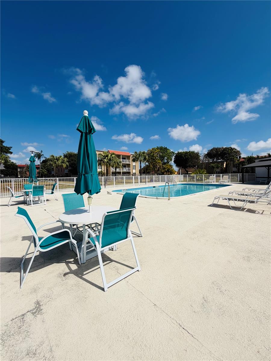 DORAL GARDENS II CONDO - Residential Lease