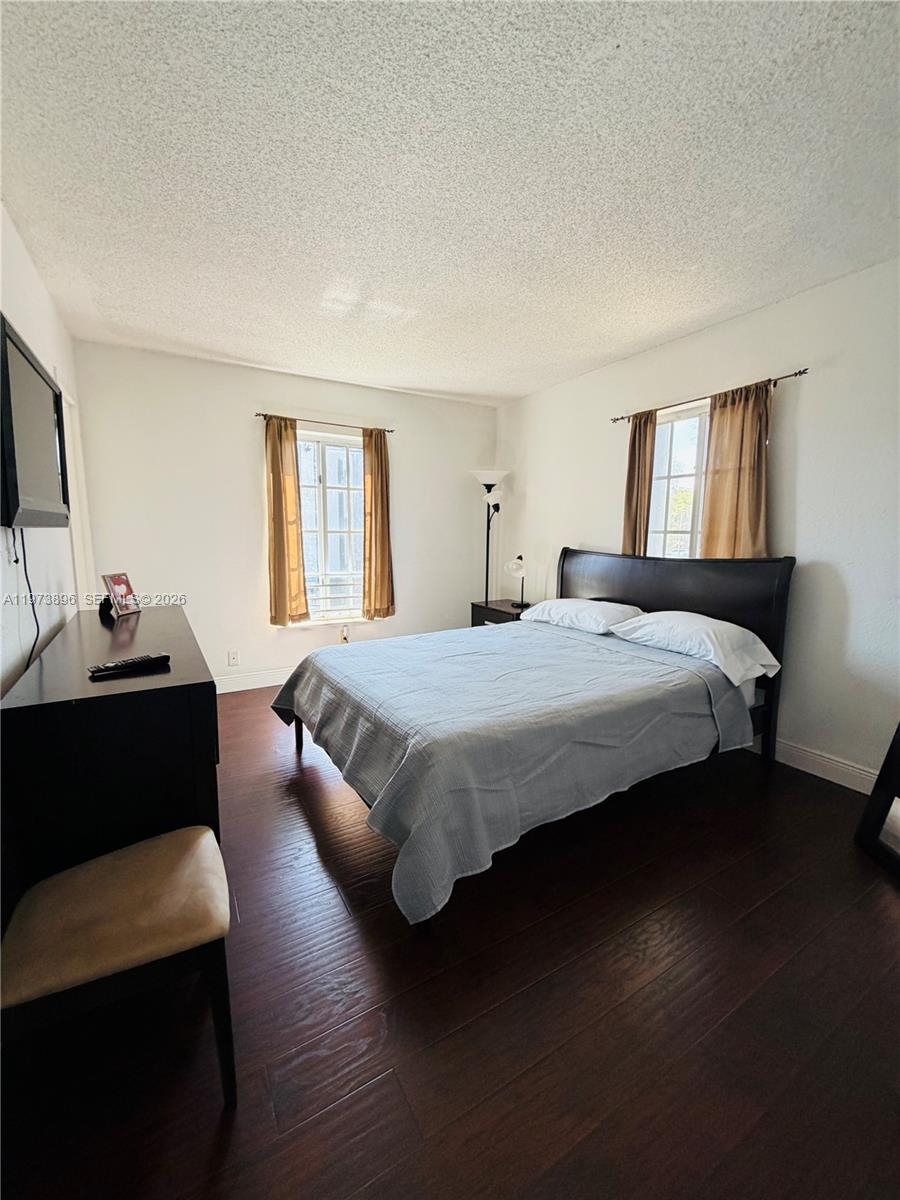 DORAL GARDENS II CONDO - Residential Lease