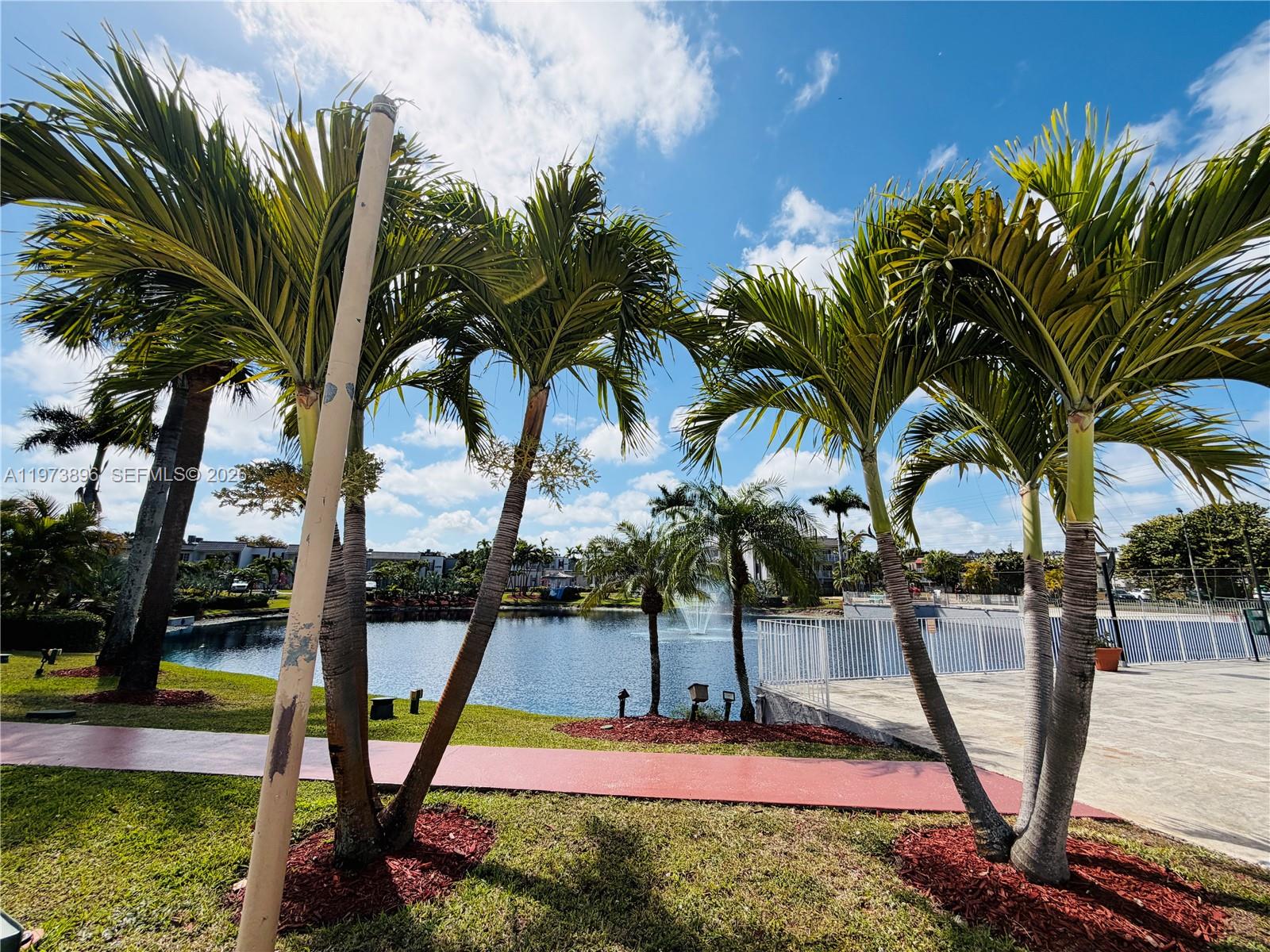 DORAL GARDENS II CONDO - Residential Lease