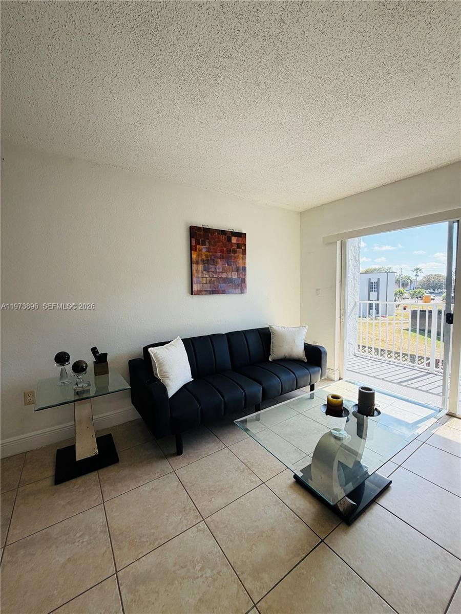 DORAL GARDENS II CONDO - Residential Lease