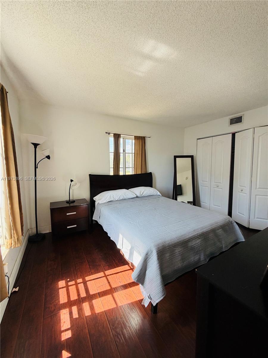 DORAL GARDENS II CONDO - Residential Lease