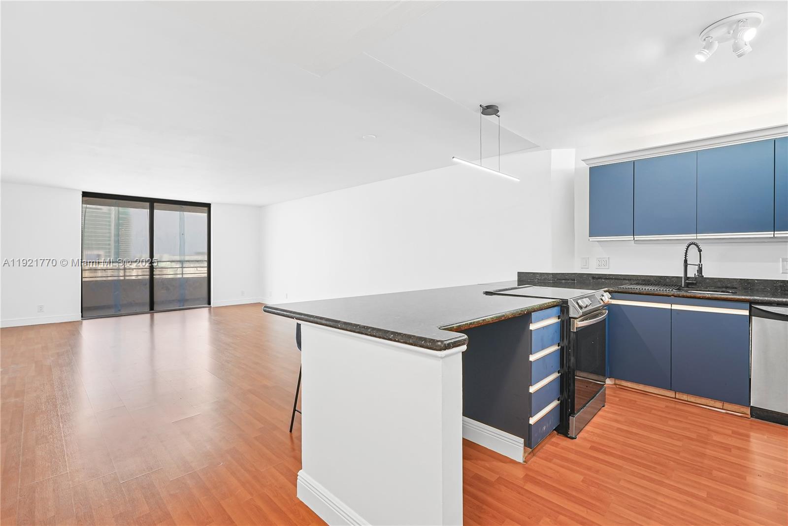 OLYMPUS CONDO PHASE - Residential