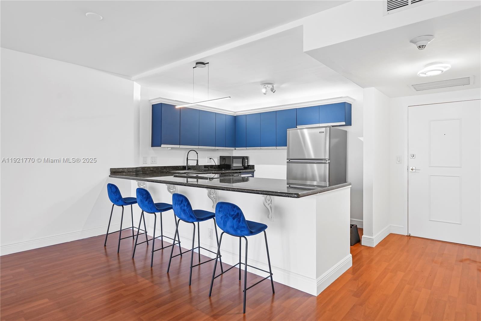 OLYMPUS CONDO PHASE - Residential