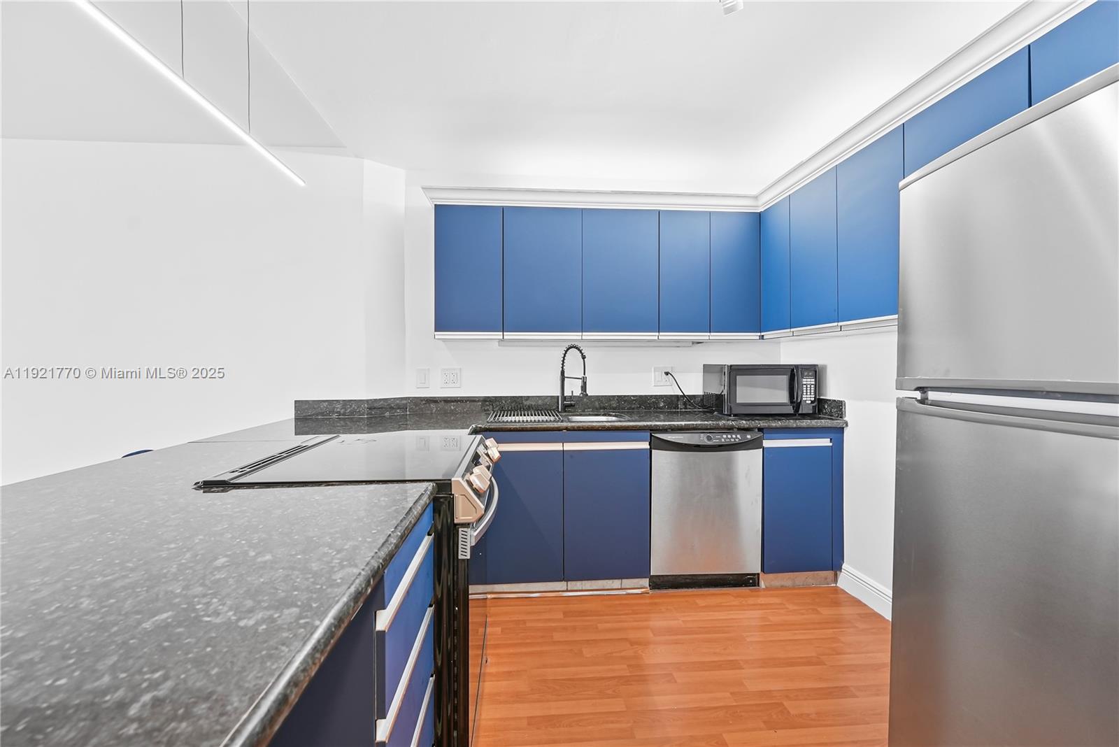 OLYMPUS CONDO PHASE - Residential