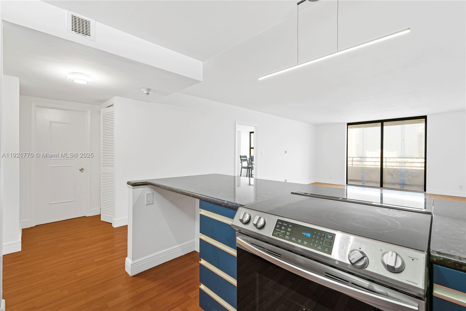 OLYMPUS CONDO PHASE - Residential