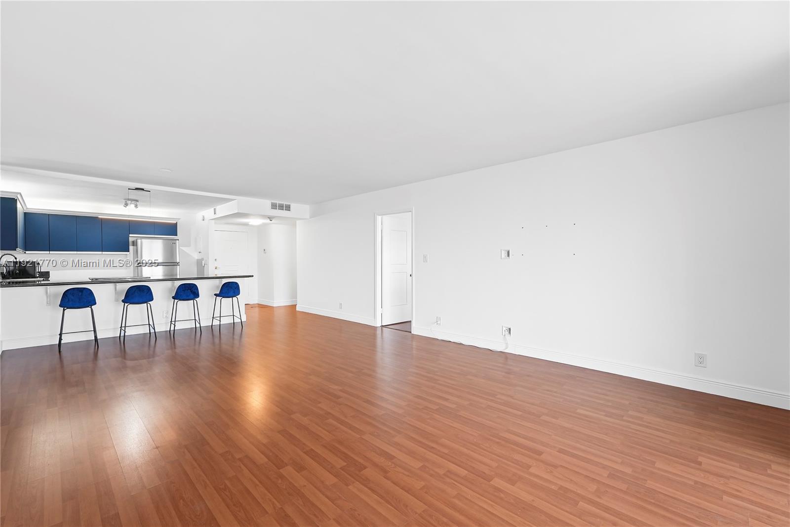 OLYMPUS CONDO PHASE - Residential