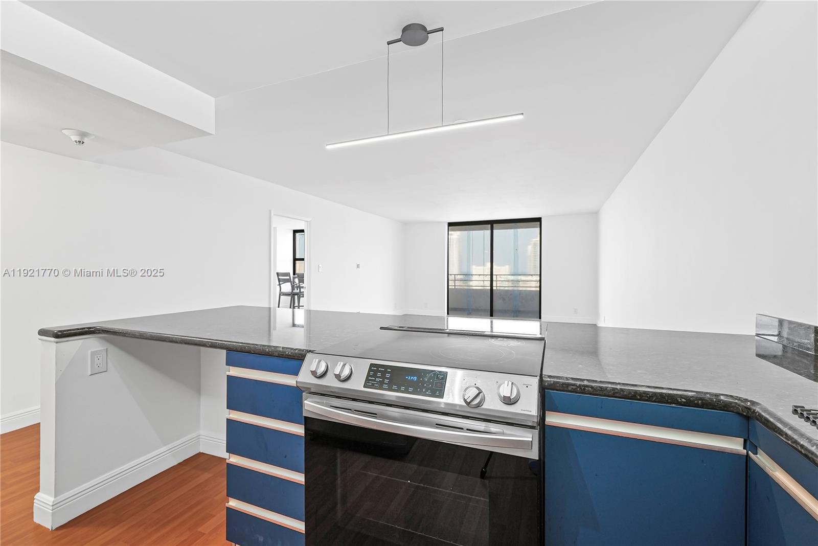 OLYMPUS CONDO PHASE - Residential