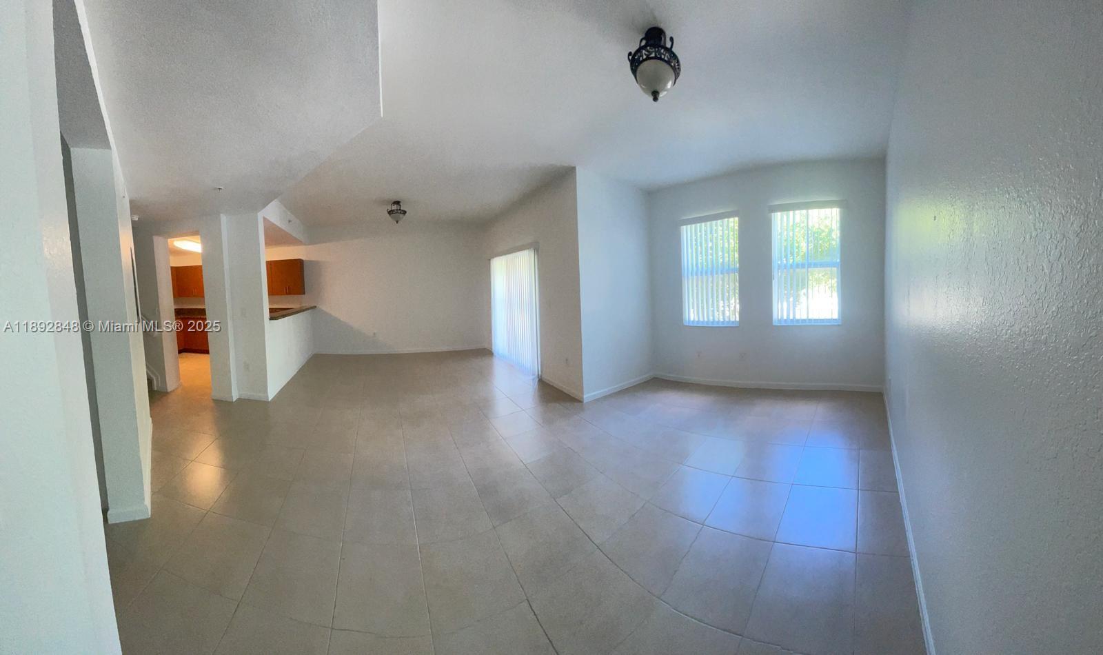 PROMENADE SHORES AT DORAL - Residential Lease