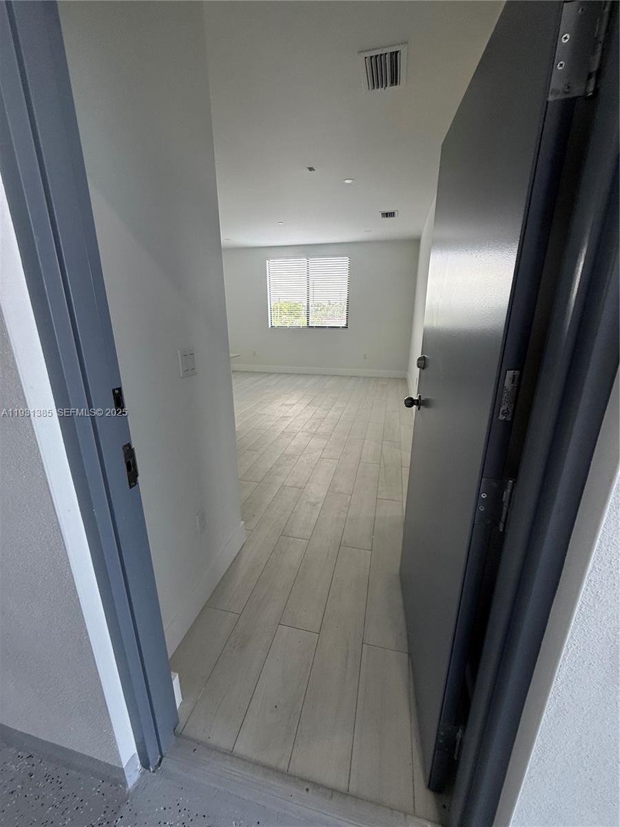 HIALEAH 13TH ADDN AMD PL - Residential Lease