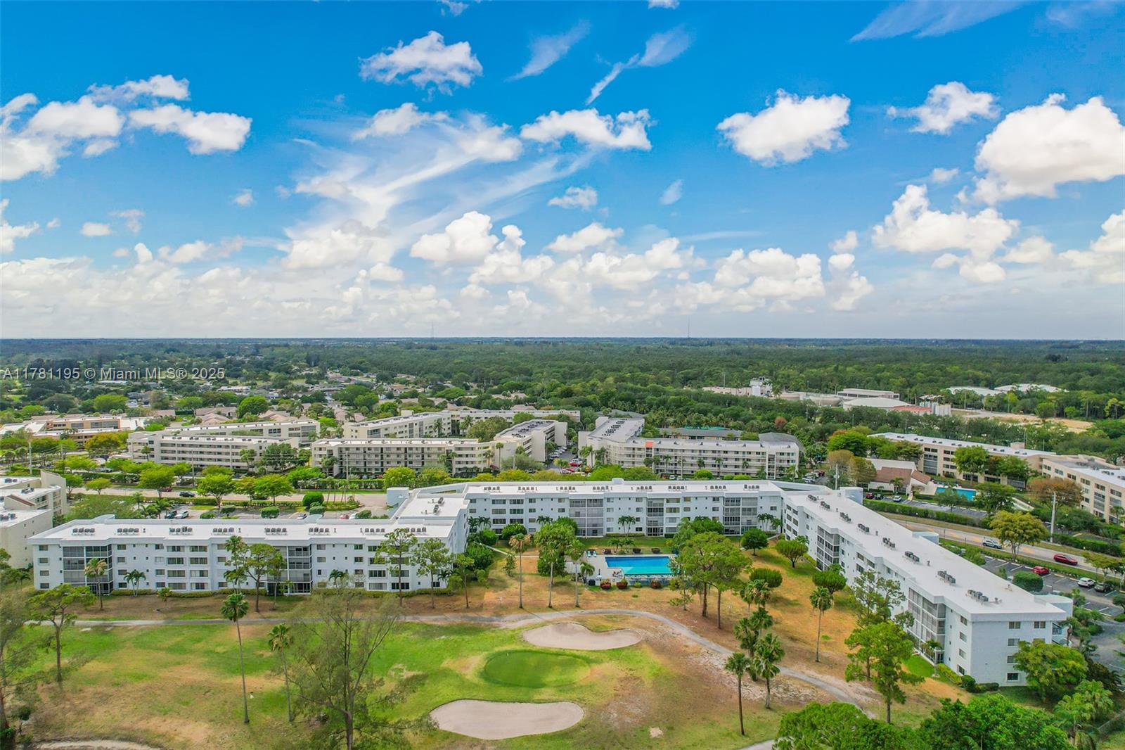 HAMLET AT POINCIANA CONDO - Residential