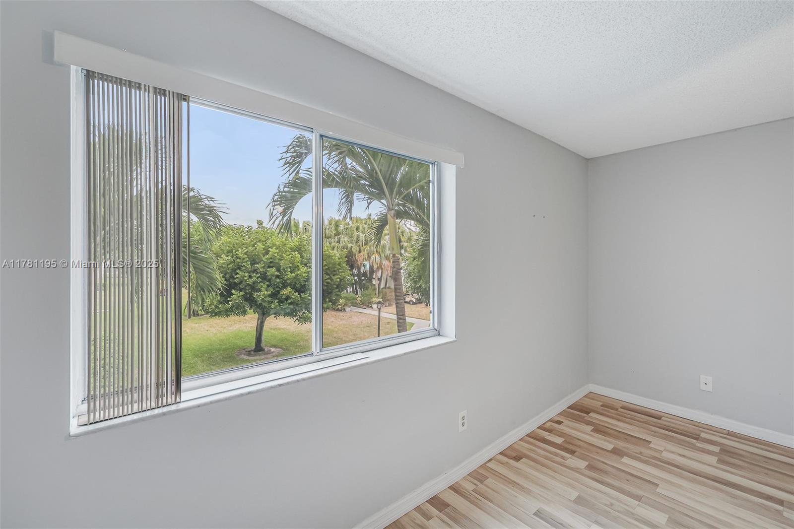 HAMLET AT POINCIANA CONDO - Residential