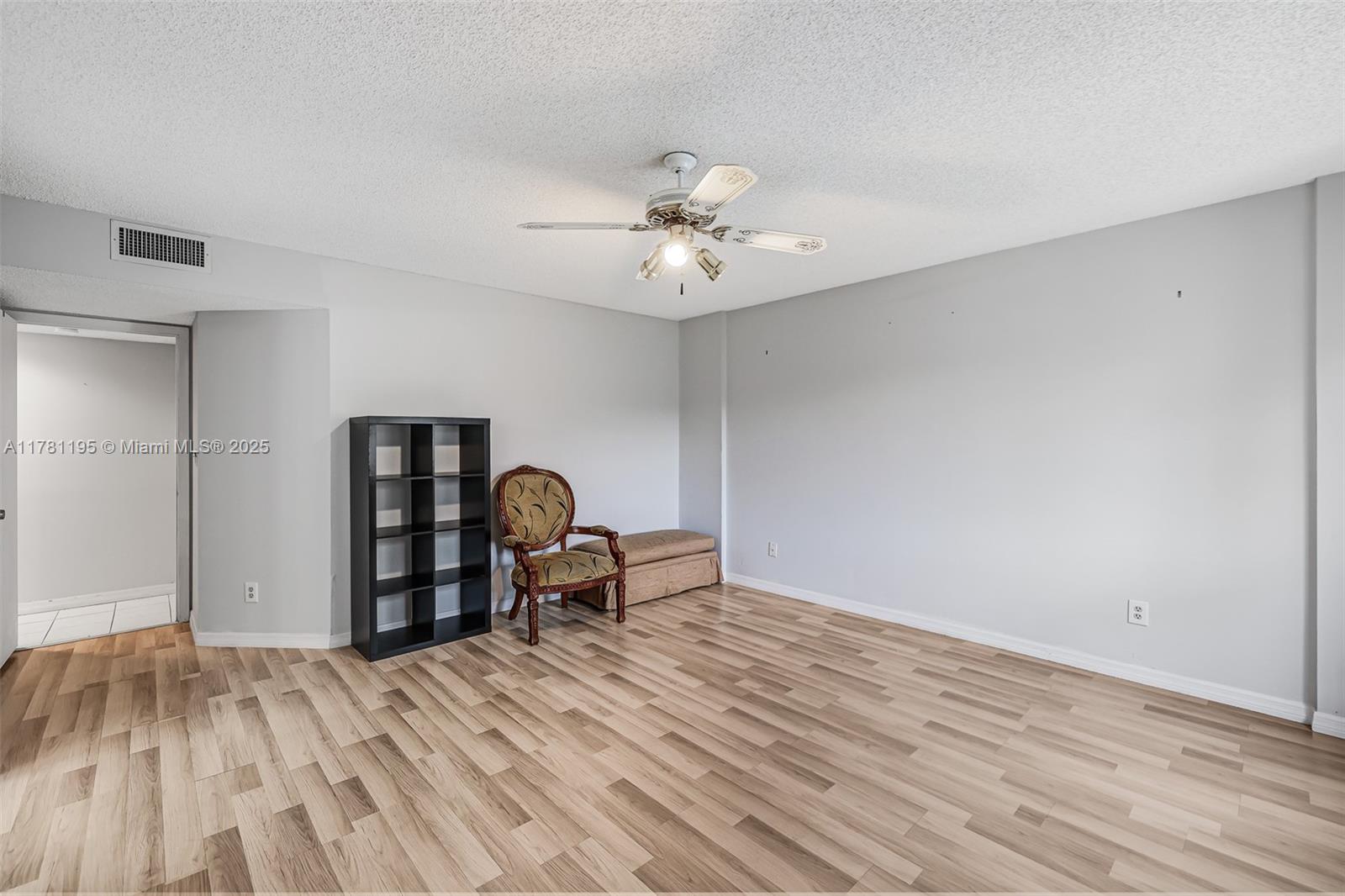 HAMLET AT POINCIANA CONDO - Residential