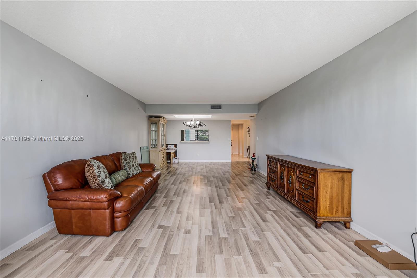 HAMLET AT POINCIANA CONDO - Residential