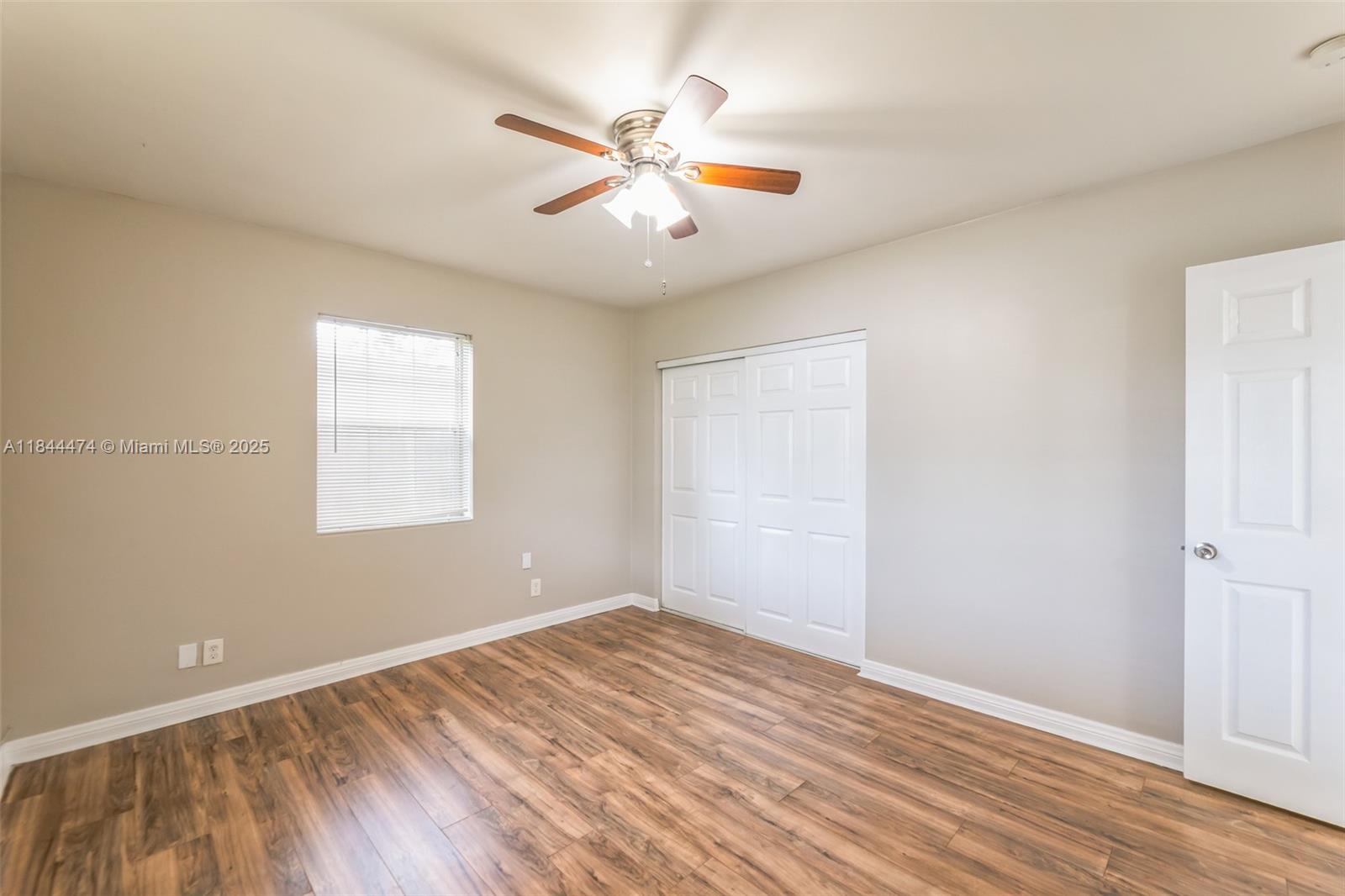412 SW 4th Ter, Hallandale Beach, FL, 33009/$505,000 4 412 SW 4th Ter