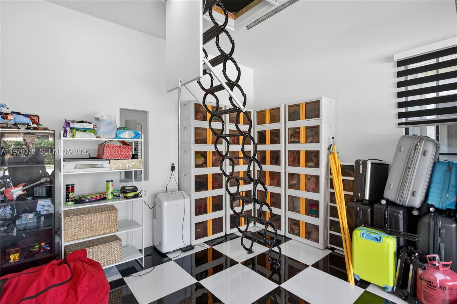 PARKLAND VILLAGE REPLAT O - Residential