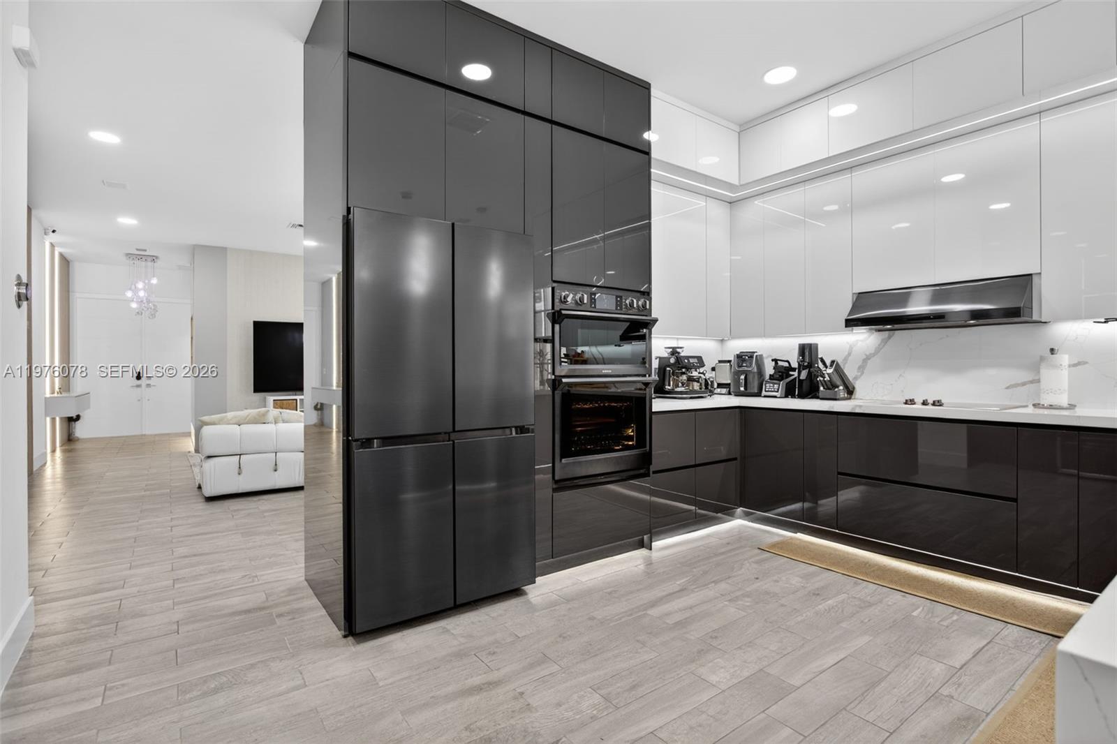 PARKLAND VILLAGE REPLAT O - Residential