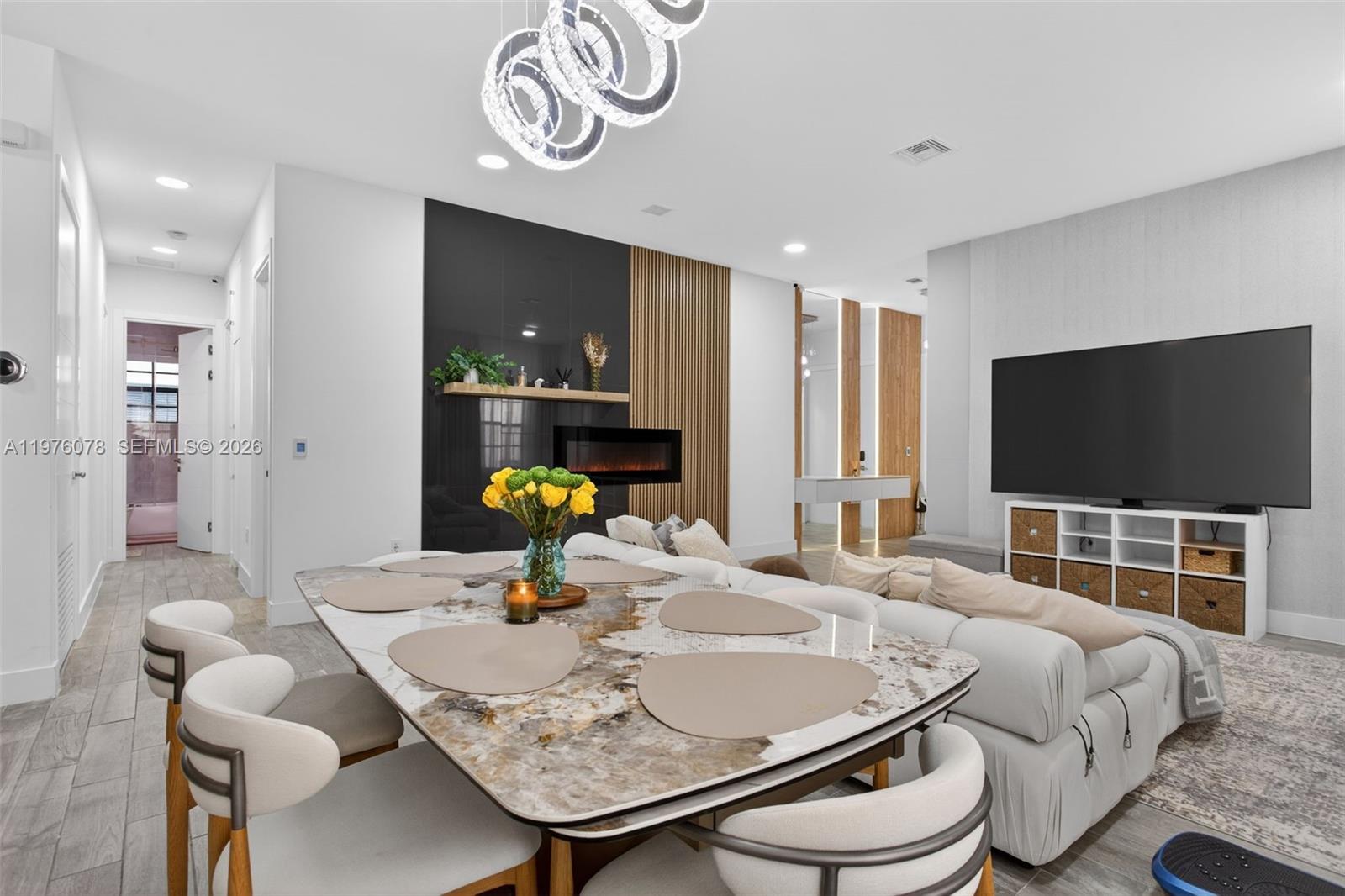 PARKLAND VILLAGE REPLAT O - Residential