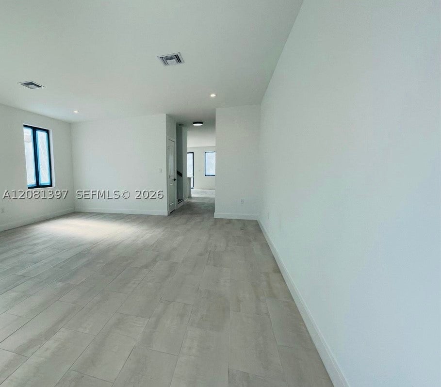 309 NW 7th Ct 1