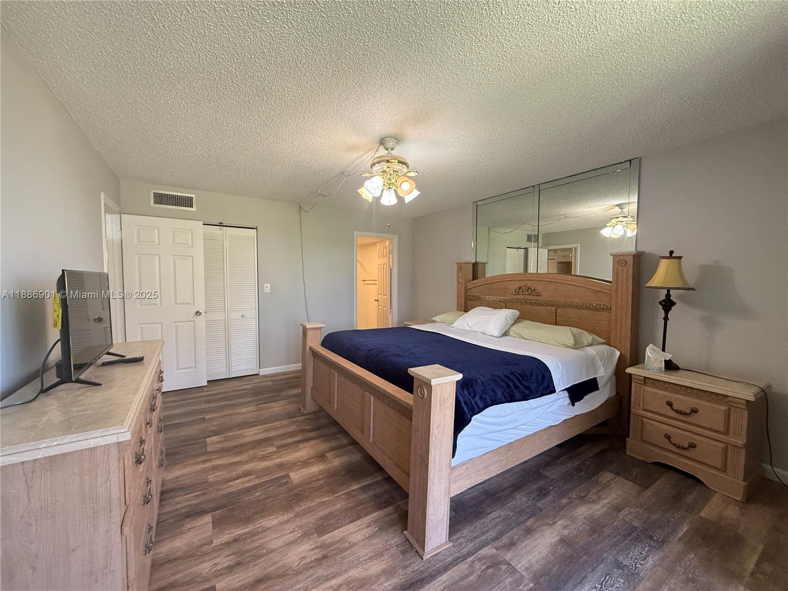 HILLSBORO LANDINGS CONDO - Residential Lease